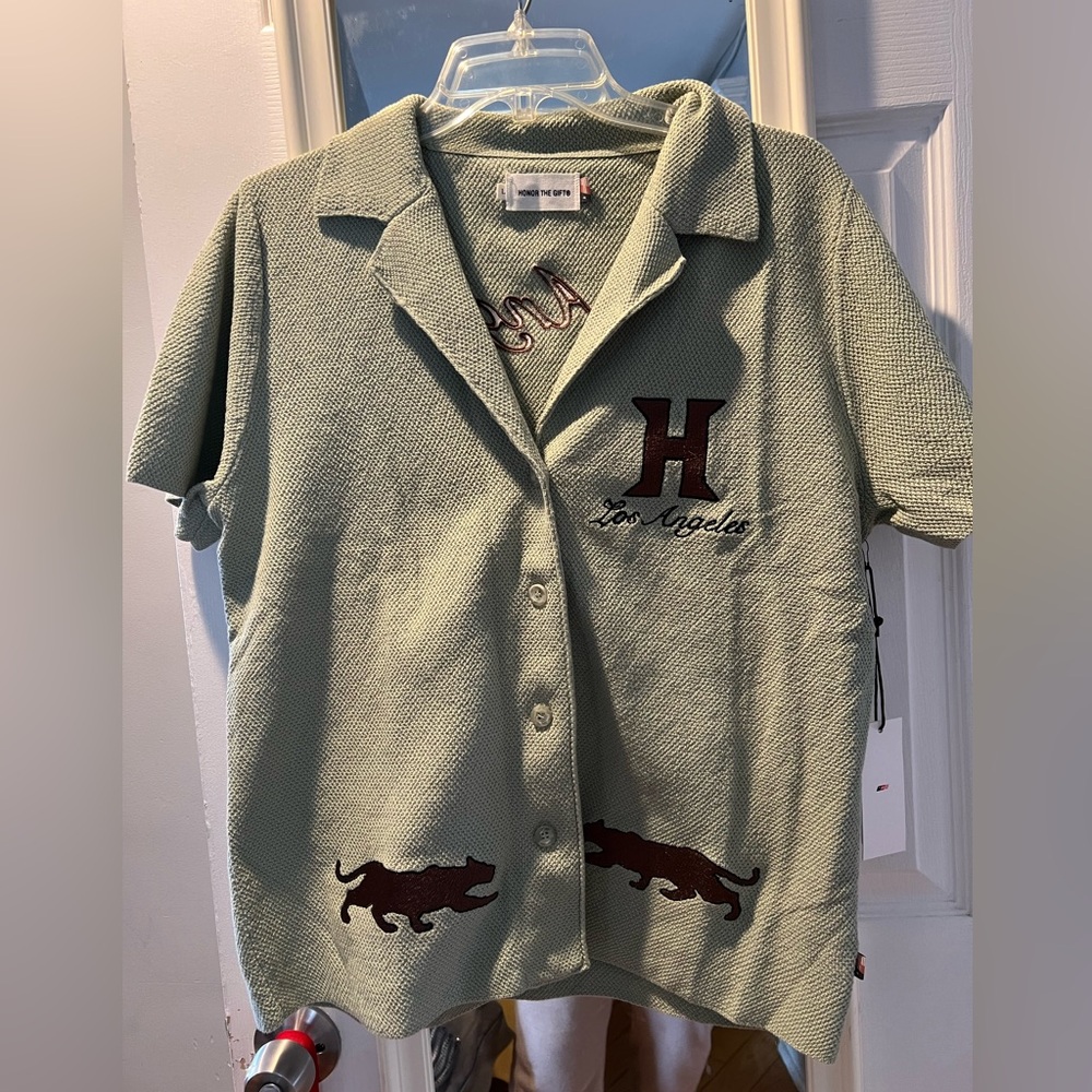 NWOT Honor the Gift Green Button-Up Shirt with Embroidered Details